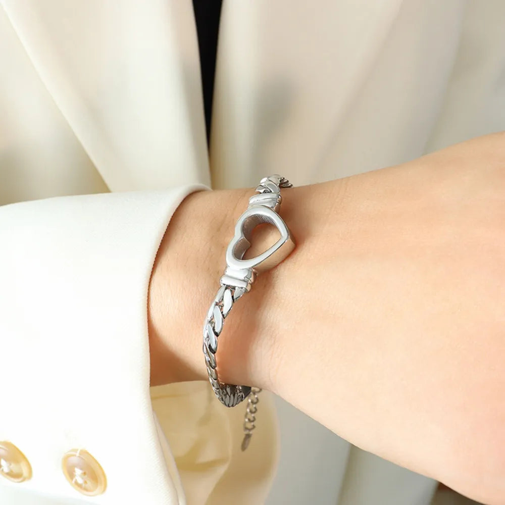 Trendy Gold Titanium Steel Cutout Heart Curb Chain Bracelet.