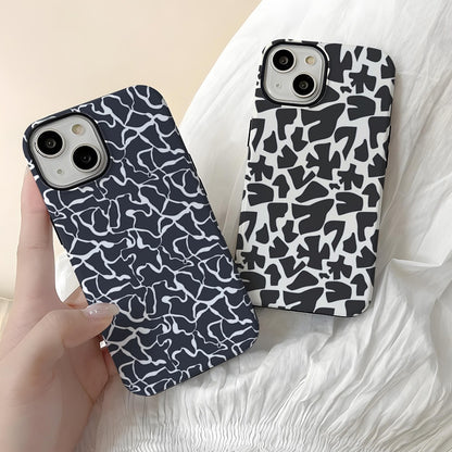 Black Abstract Cracked Marble Pattern Hard Phone Case for iPhone 16 15 14 13 Series
