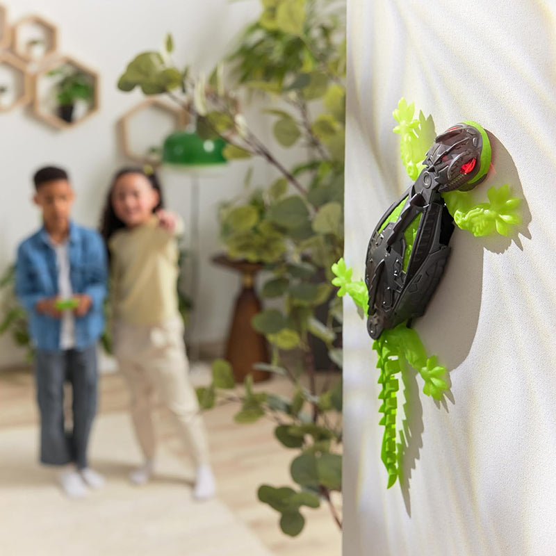 Remote Control Climbing Gecko Robot | Realistic Animated Spider Toy for Glass & Smooth Walls | Christmas Gifts