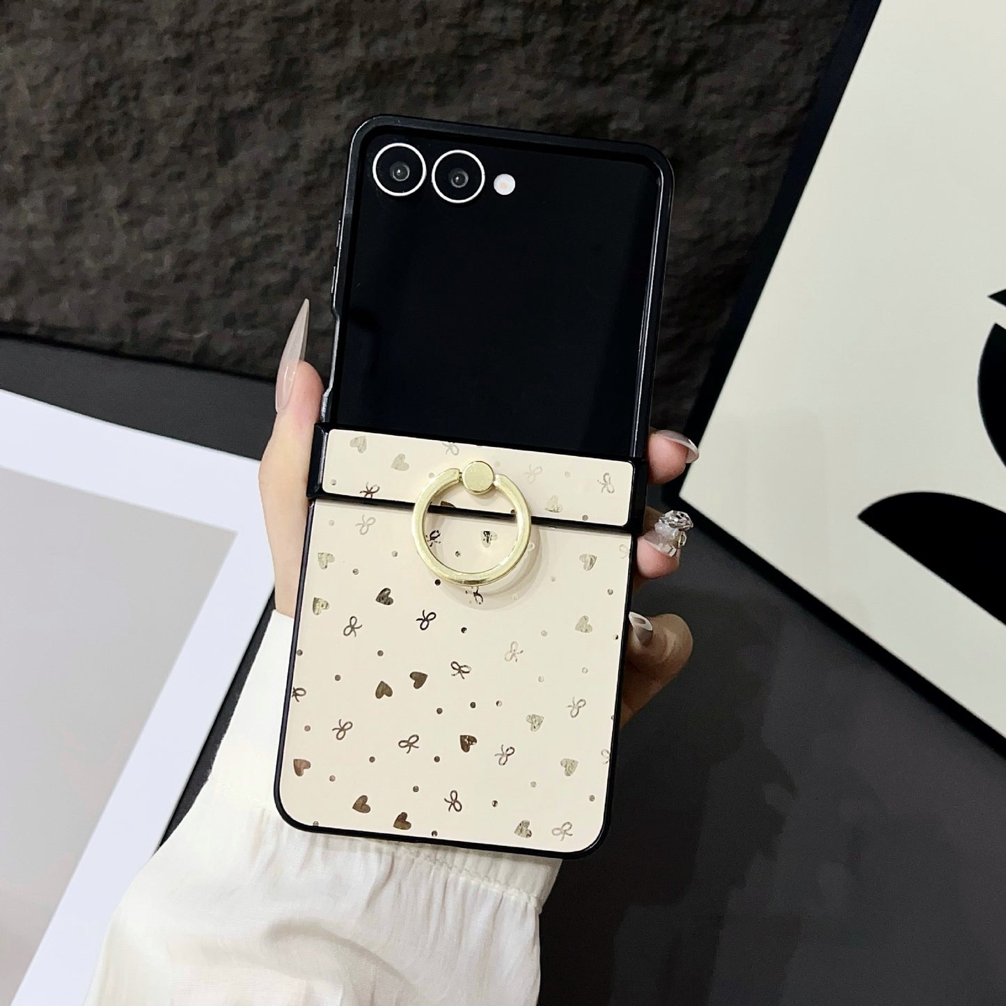 Glitter Star Pattern Leather Case with Metal Ring Holder for Samsung Galaxy Z Flip 6 5 4 - Slim Shockproof Cover