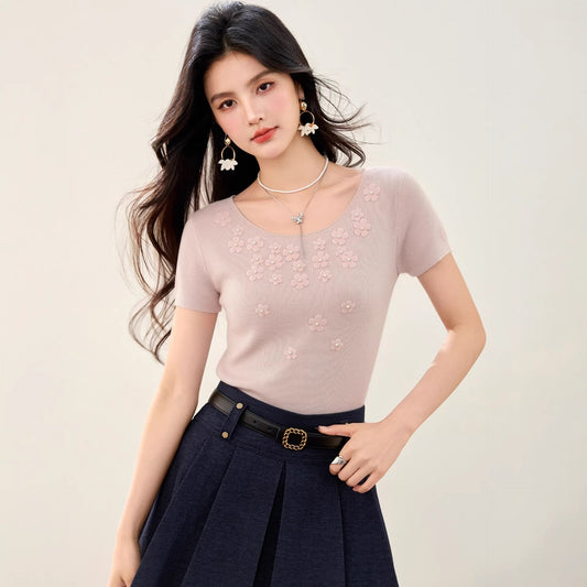 Elegant Beaded Round Neck Knit T-Shirt - Chic Slim Fit Women's Top
