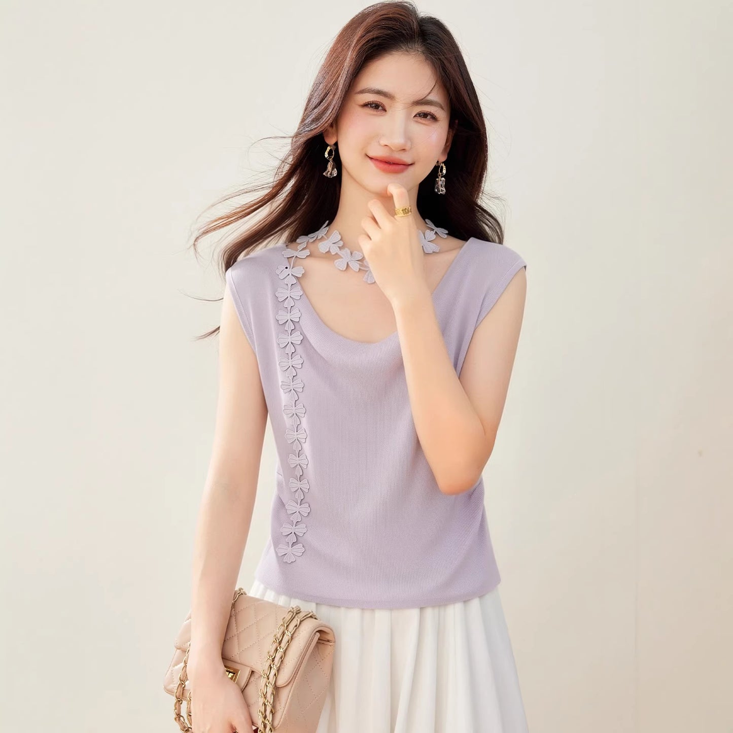 Women's Decorative Flower Sleeveless Vest - Plus Size Slim Fit Knit Inner Wear