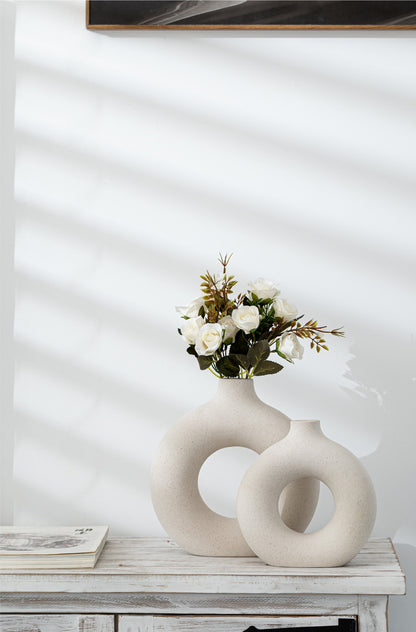 Minimalist Ceramic Nordic Vase – Creative Modern Doughnut Vase for Home Decor