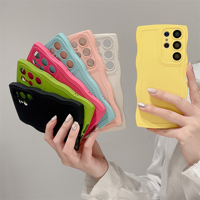 Liquid Silicone Wavy Phone Case - Cute Curly Edge Protective Cover for Samsung Galaxy S24, S22, A73, A52, A34 & A05