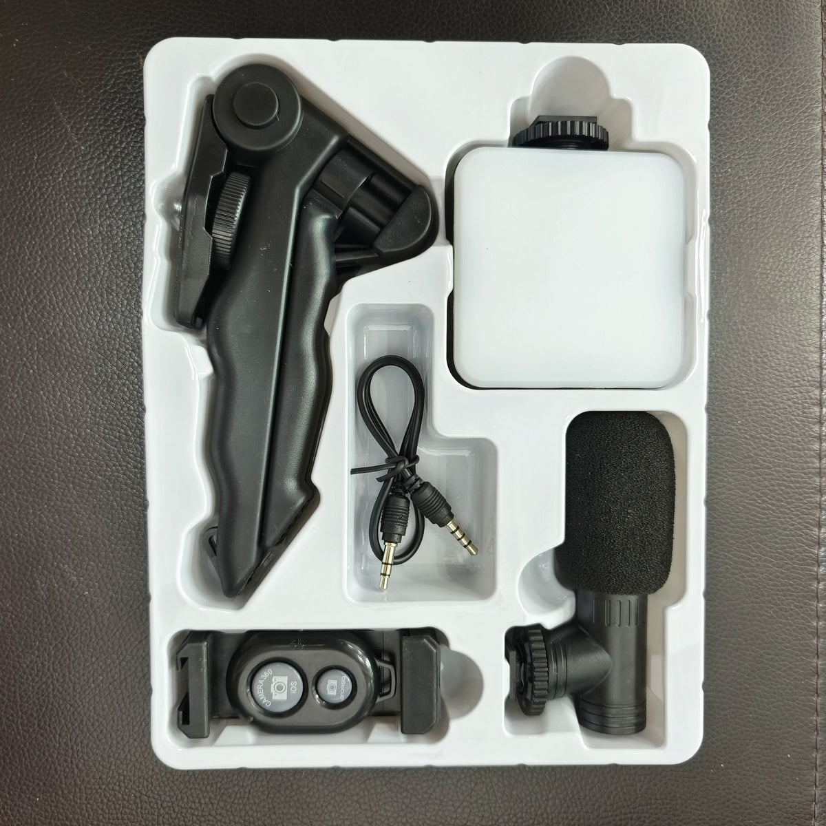 Desktop Live Streaming Kit - Smartphone Vlogging Rig with Fill Light, Microphone, and Handheld Tripod