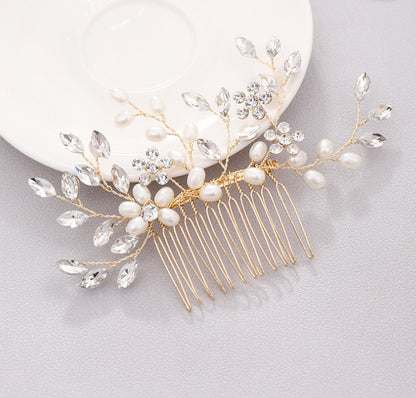 Elegant Hand-Woven Pearl and Crystal Bridal Hair Comb Headdress