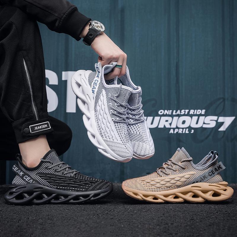 Men's Flyknit Mesh Running Shoes - Lightweight Casual Trendy Sneakers