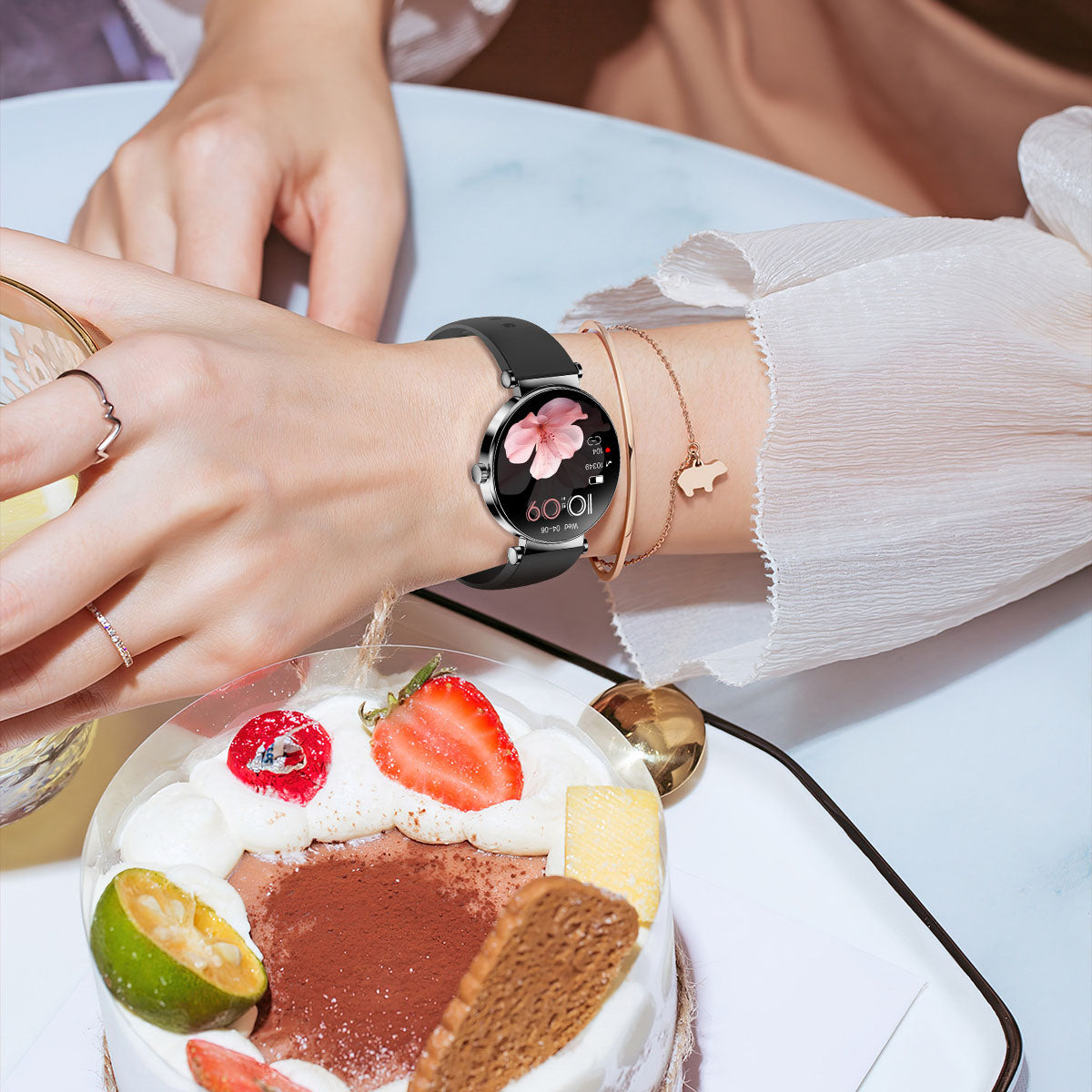 Y16 Ultra-Thin Women's Smart Watch - AMOLED Always-On Display with 466x466 HD Resolution & Mesh Strap