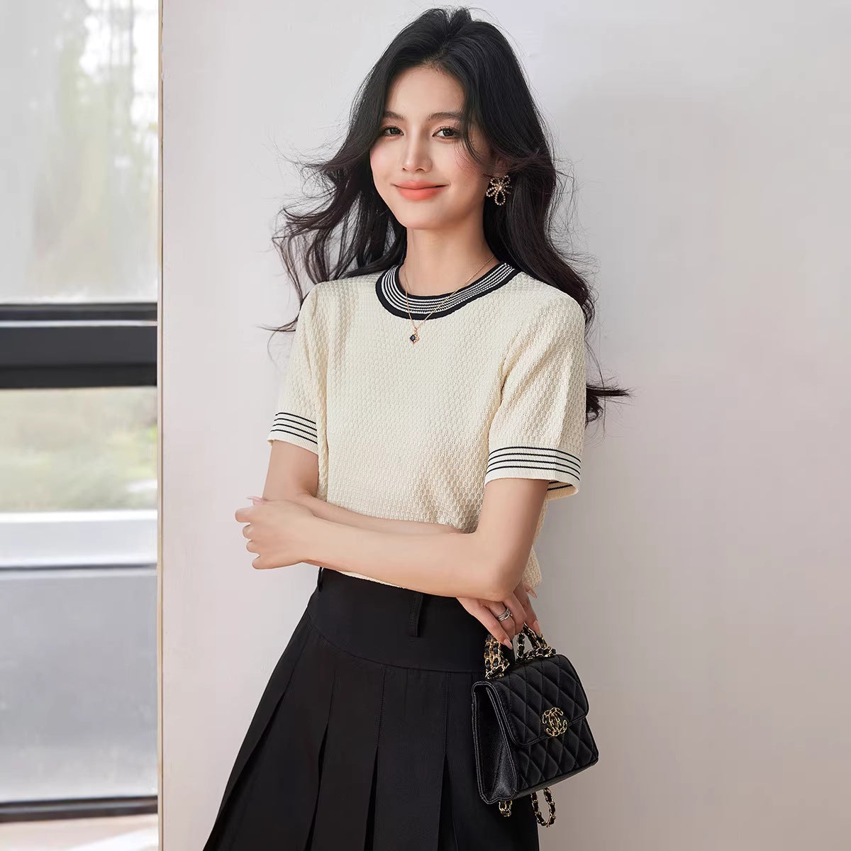 Academic Style Crew Neck Knit Top - Short Sleeve Women's Spring Shirt
