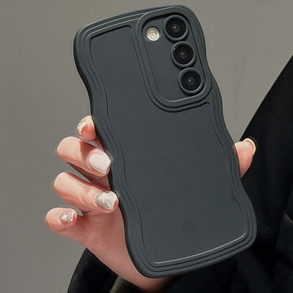 Liquid Silicone Wavy Phone Case - Cute Curly Edge Protective Cover for Samsung Galaxy S24, S22, A73, A52, A34 & A05