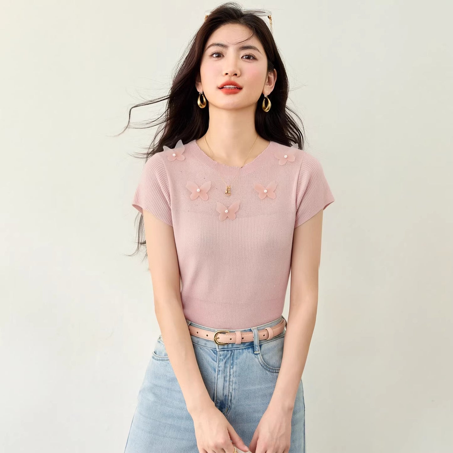 Women's Unique Butterfly Bow Detail Knit Top - Chic Short Sleeve Fitted Tee