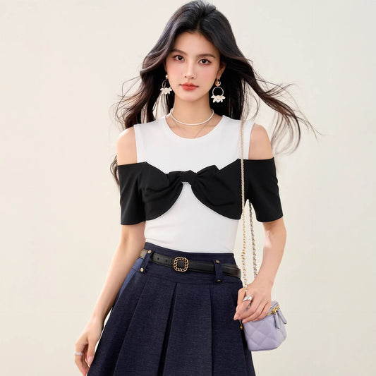 Stylish Color-Block Knitwear - Fitted Short Sleeve Top for Women