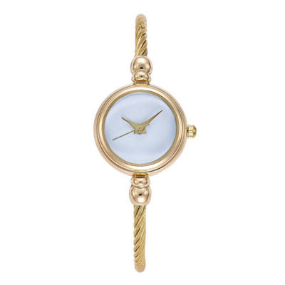 Chic Ladies' Gold Alloy Rope Bracelet Fashion Watch