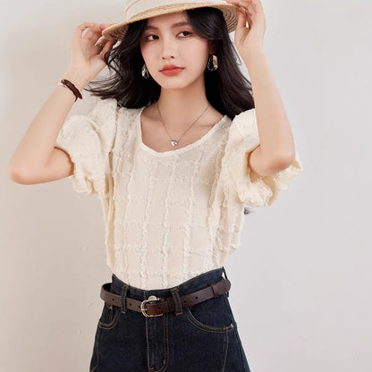 Chic Commute Casual Blouse - Charming Loose-Fitting Top for Women